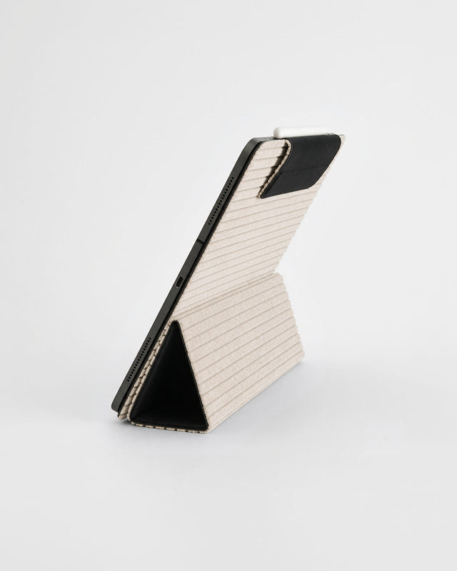 Sola iPad Smart Cover im Standmodus